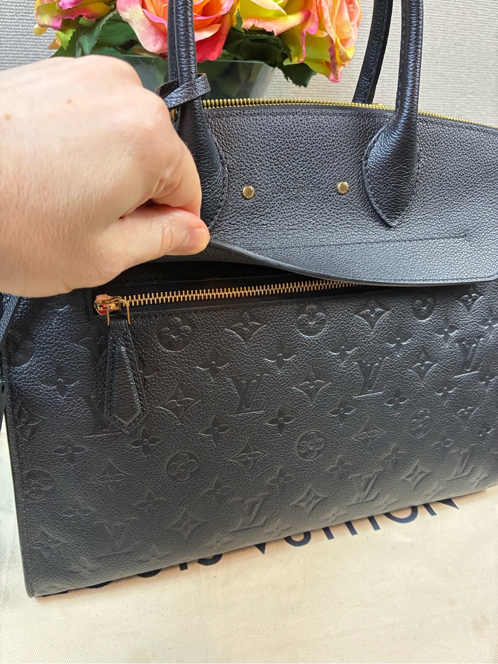 Louis Vuitton LV Black Monogram Empreinte Pont Neuf GM Bag - Fantastic Condition - Picture 7 of 16